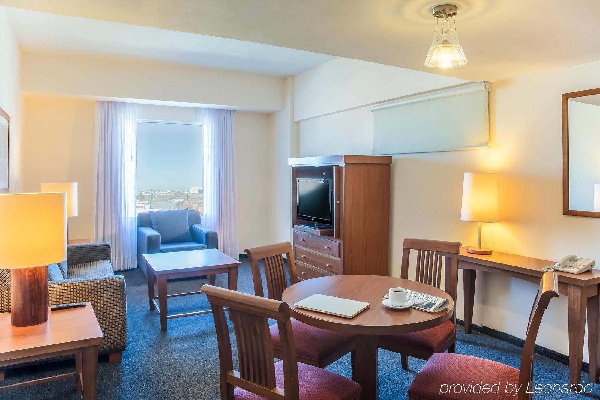 Hotel Fiesta Otay Aeropuerto