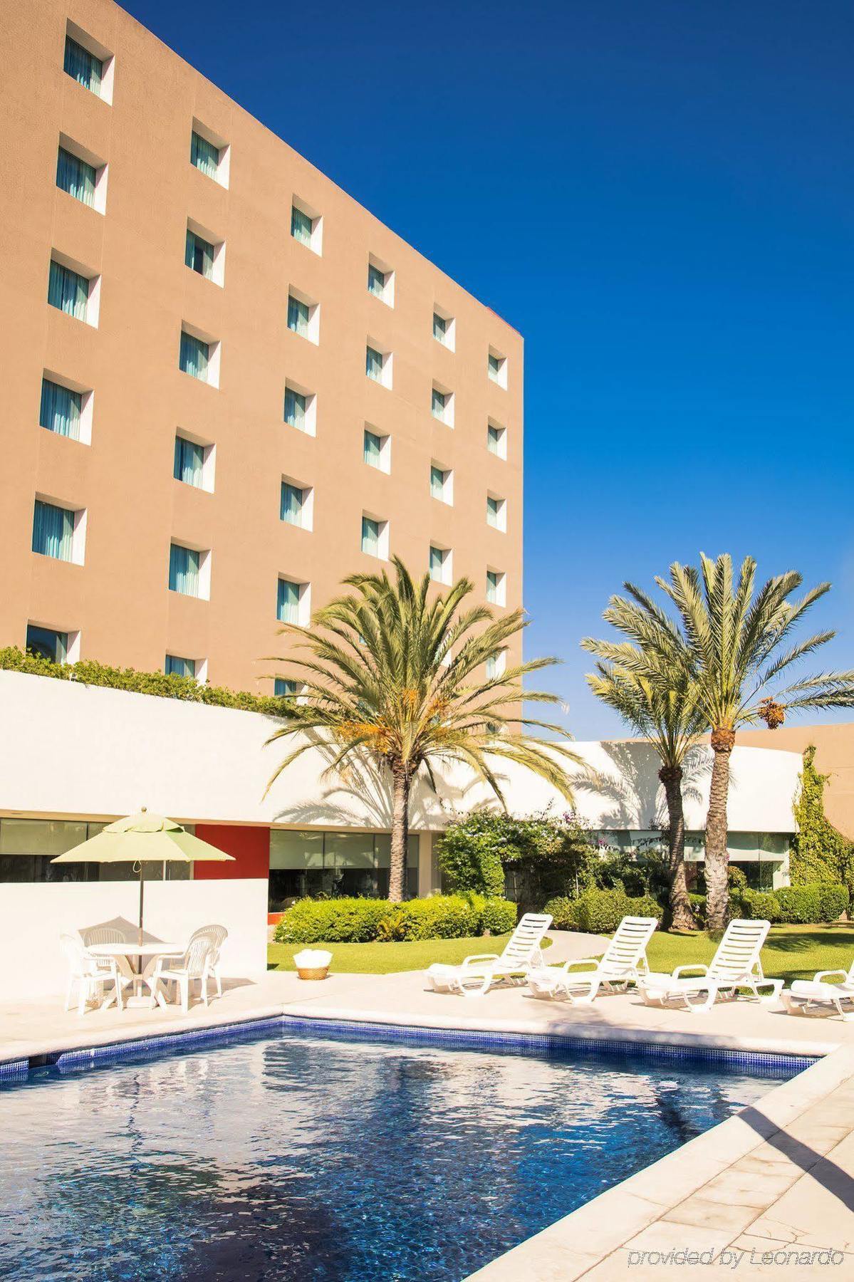 Fiesta Otay Aeropuerto Hotel